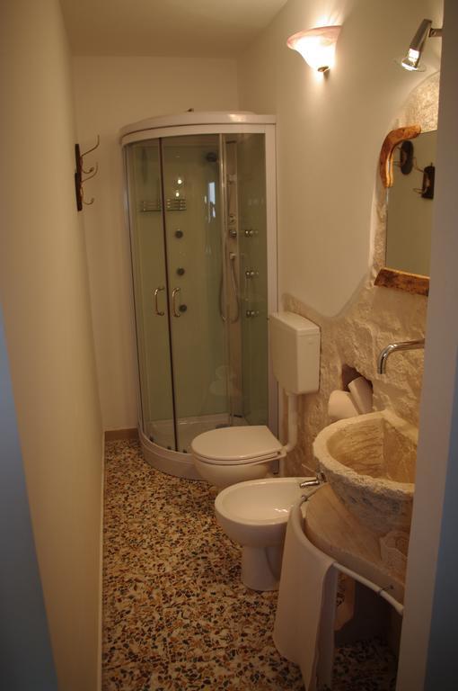 B&B Aia Vecchia Чистернино Стая снимка